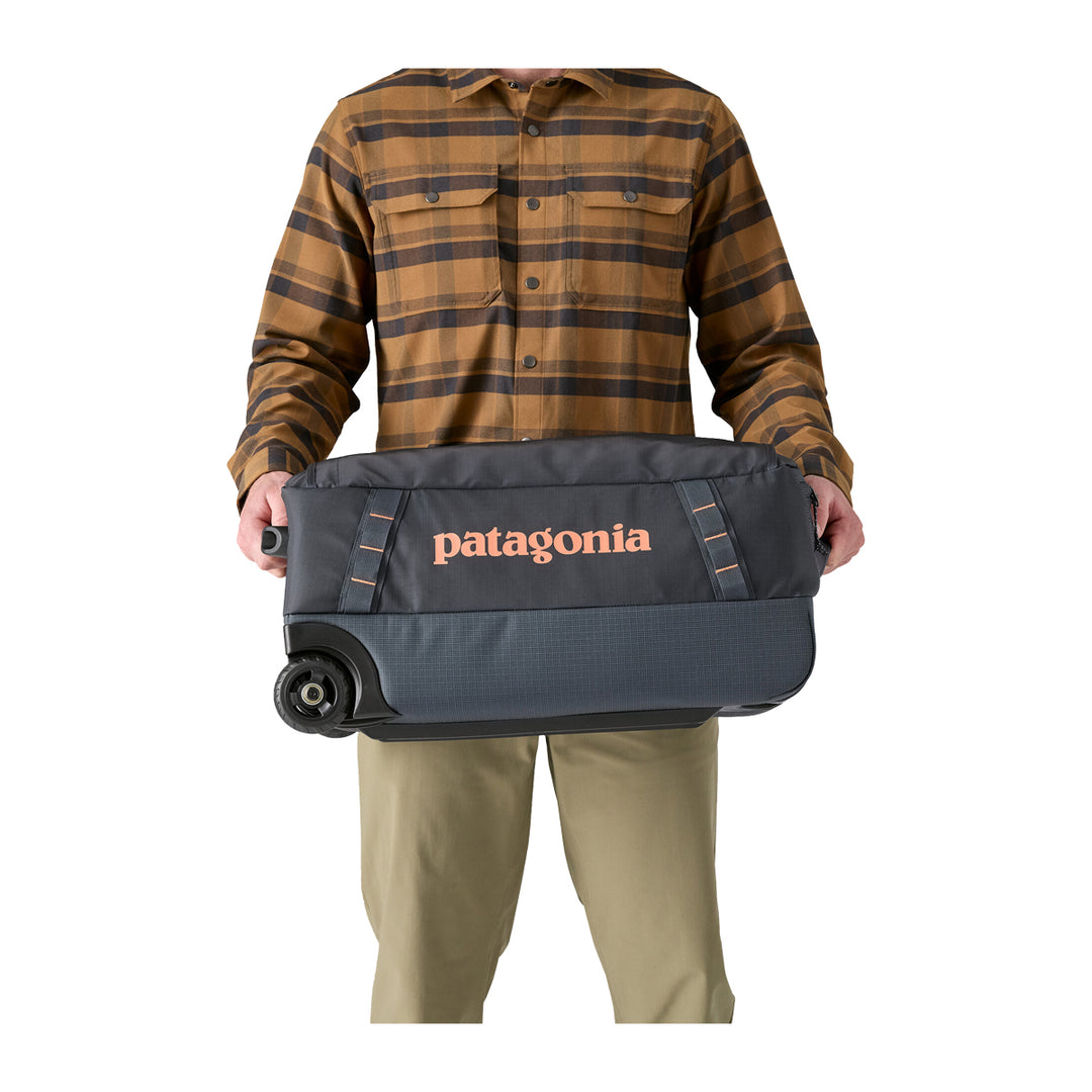 Patagonia Black Hole Wheeled Duffel 40L Smolder Blue