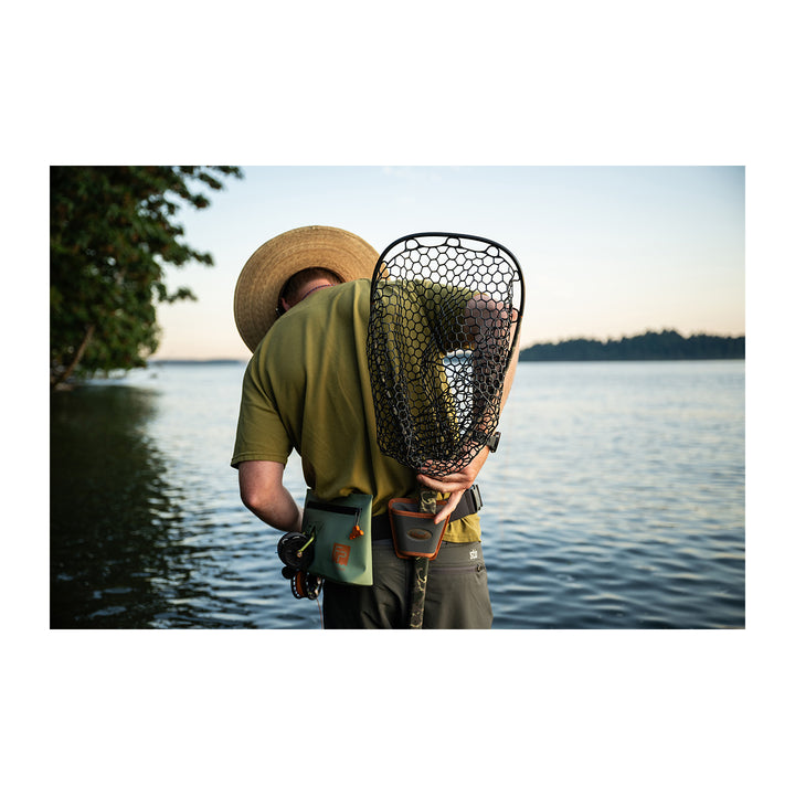 Fishpond Middle Fork Net Shadowcast Camo