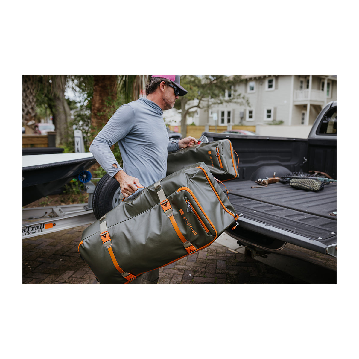 Large rolling duffel online